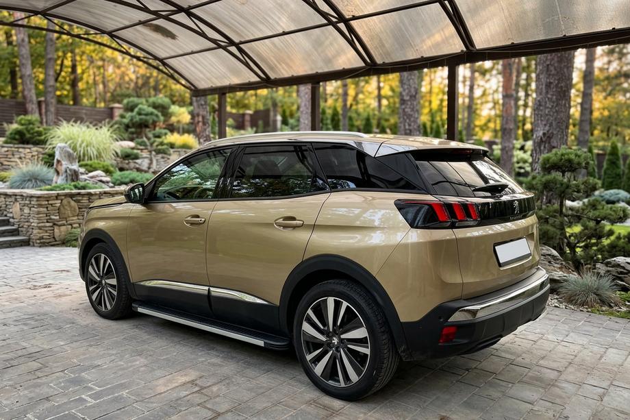 Peugeot 3008 2016-2023 Marchepieds Latéraux Maya V1 (2 pcs, Aluminium) Image