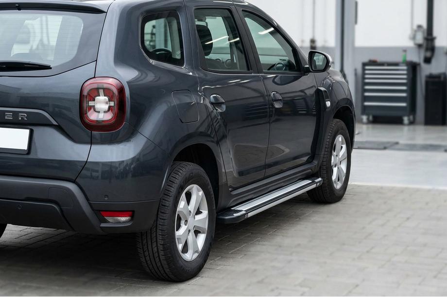 Renault Duster 2018-2024 Marchepieds Latéraux Rainbow (2 pcs, Aluminium) Image