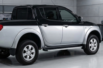 Mitsubishi L200 2015-2024 Marchepieds Latéraux Fullmond (2 pcs, Aluminium) photo 1