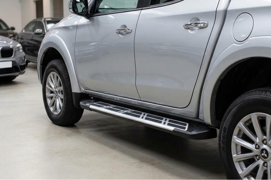 Fiat Fullback 2016- Marchepieds Latéraux Sunrise (2 pcs, Aluminium) Image