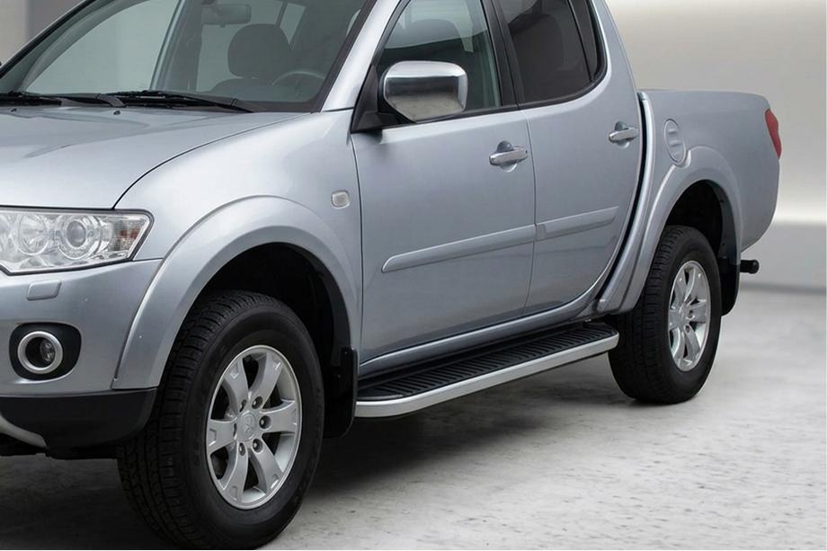 Fiat Fullback 2016- Marchepieds Latéraux Tayga (2 pcs, Aluminium) Image