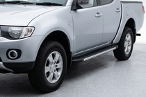 Fiat Fullback 2016- Marchepieds Latéraux Duru (2 pcs, Aluminium) photo 1