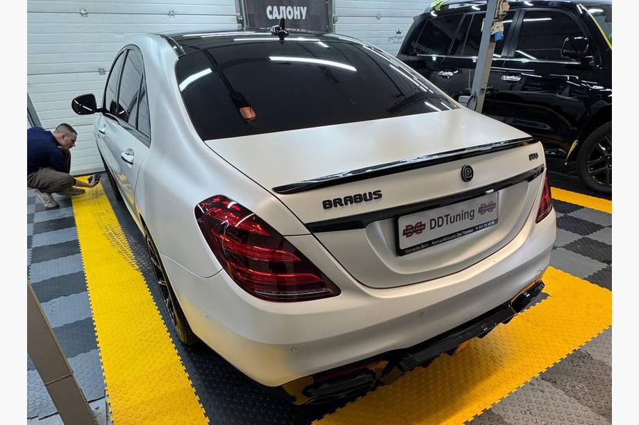 Mercedes S-class W222 2013-2022 Kit carrosserie S63 AMG (restylage 2018) Photo 2