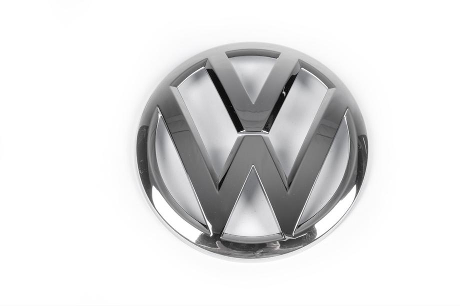 Volkswagen Tiguan 2016-2023 Emblème arrière (partie supérieure, Original) Photo 2