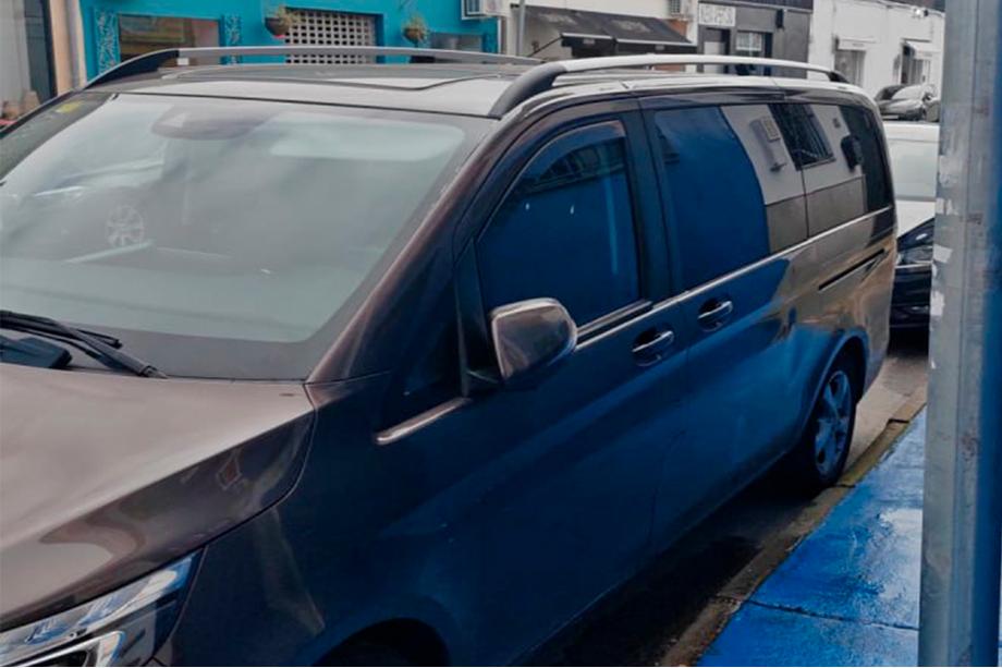 Mercedes Vito/V-class W447 2014- Barres de Toit Chrome CAN Design Original (Pieds Metalliques) Empattement Long (EXTRALONG) Photo 6