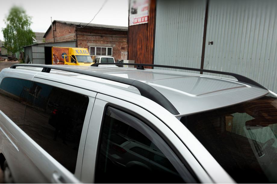 Mercedes Vito/V-class W447 2014- Barres de toit noires CAN Design Original (Pieds metalliques) Image