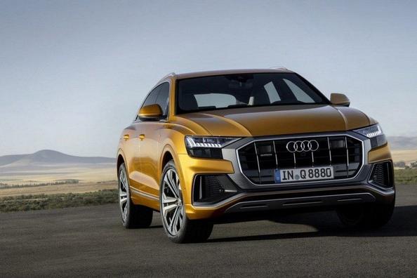 Examen de la prime de croisement Audi Q8