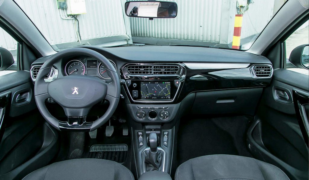 Un aperçu actualisé de la berline Peugeot 301