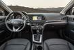 Examen de la Hyundai Elantra 2019 année de modèle photo 4