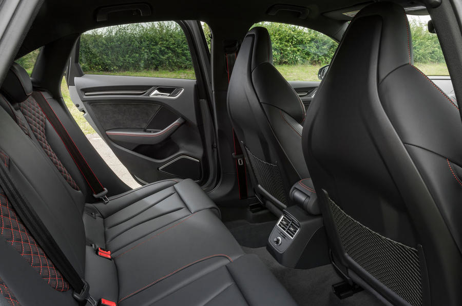 Berline sportive de l’Audi RS3