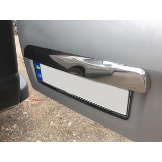 Baguette inox au-dessus de la plaque d'immatriculation Nissan NV300/Primastar 2016- photo 4