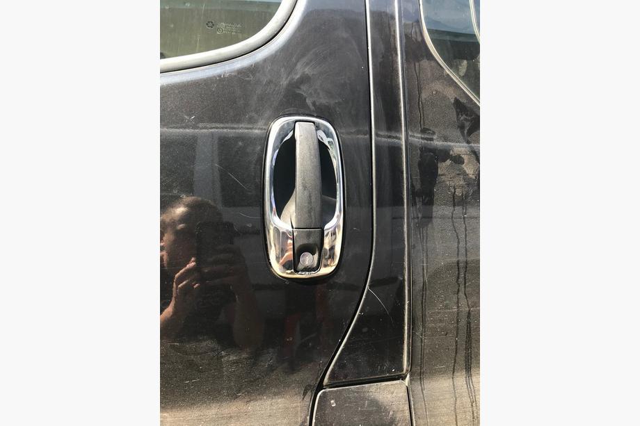 Opel Vivaro 2001–2015 Entourages de poignées (4 pcs, inox) Photo 7