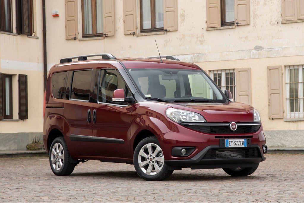 Examen du fourgon compact cinq places Fiat Doblo