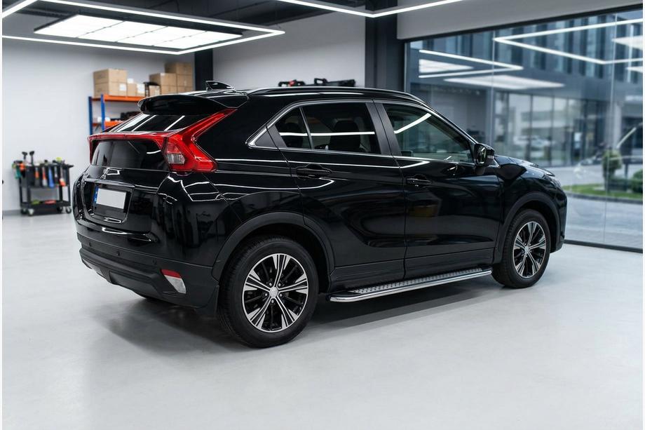 Mitsubishi Eclipse Cross 2017- Marchepieds Latéraux Maydos V2 (2 pcs, Aluminium & Inox) Image