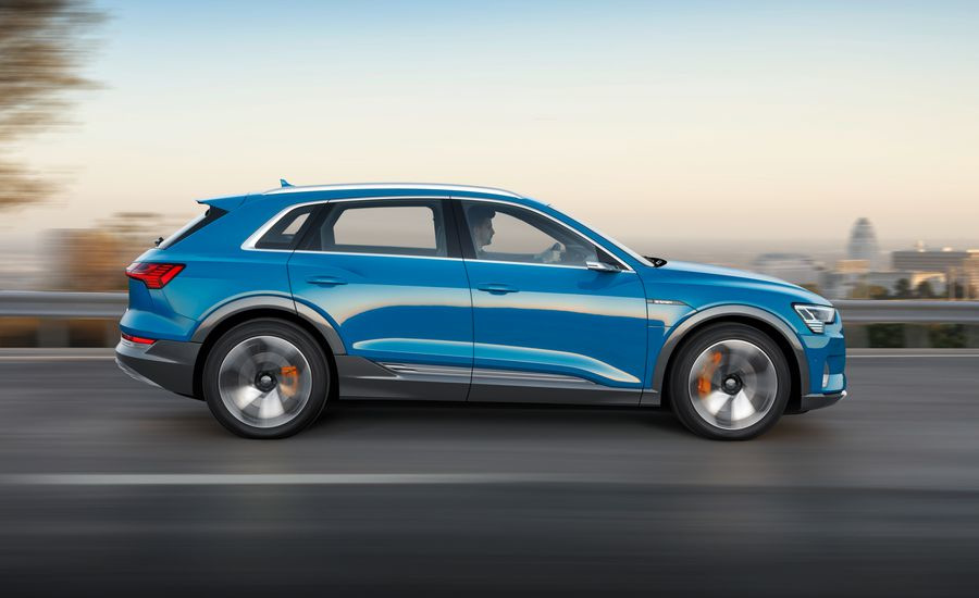 Électrique Audi e-tron: le nouveau crossover de la société allemande