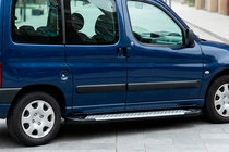 Peugeot Partner 1996-2008 Marchepieds Latéraux Allmond Grey (2 pcs, Aluminium) photo 1
