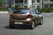 Le hayon de la deuxième génération de la Renault Sandero photo 2