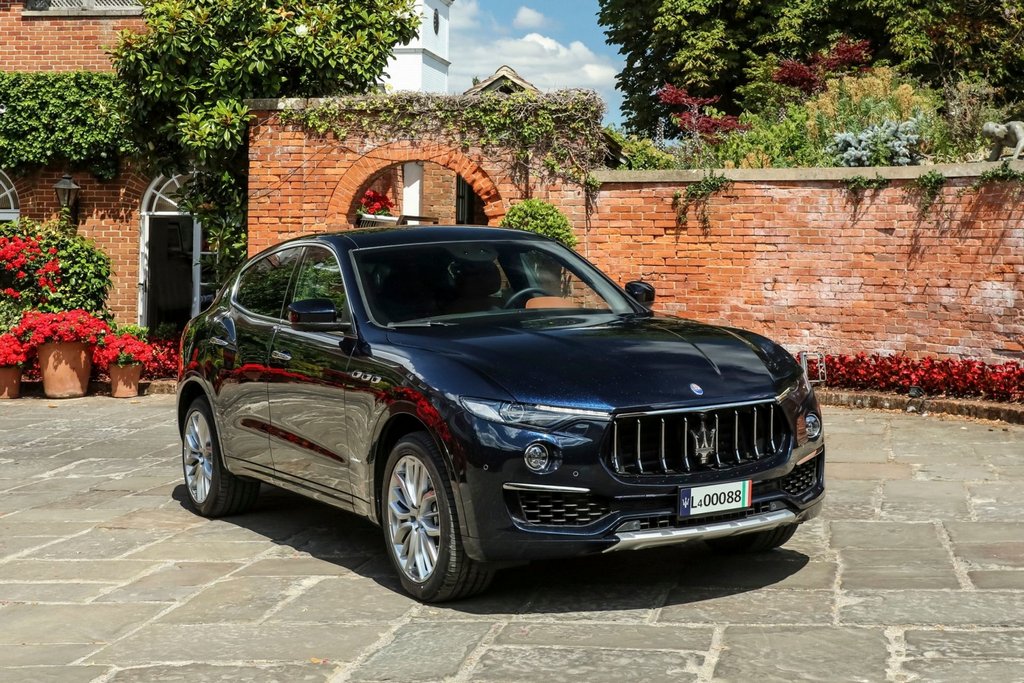 Examen de croisement Maserati Levante
