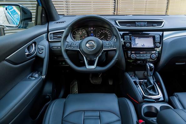Un aperçu mis à jour le crossover Nissan Qashqai de deuxième génération Photo 5
