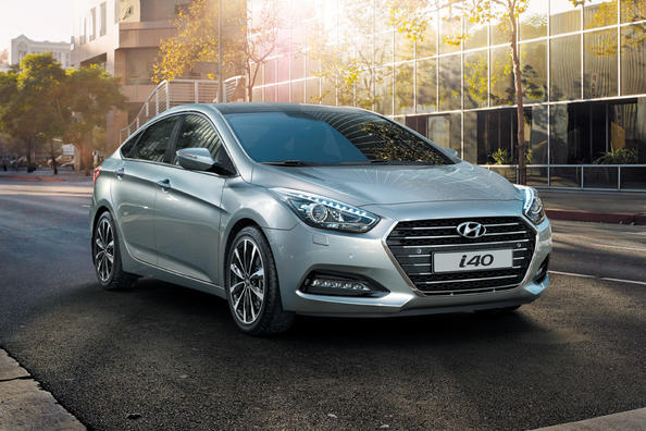 Modèles récents de la berline Hyundai i40