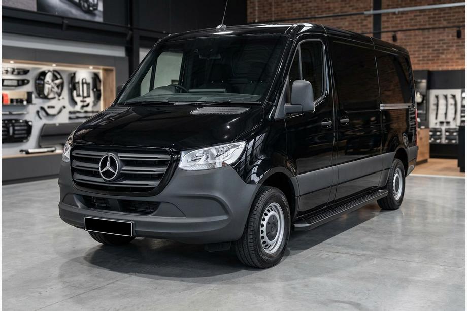 Mercedes Sprinter W907/W910 2018- Marchepieds Latéraux Allmond Black (2 pcs, Aluminium) Image