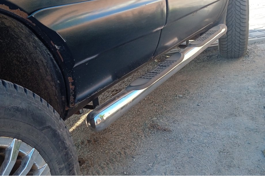 Chevrolet Niva 1998-2020 Barres Latérales (2 pcs, Inox) Image