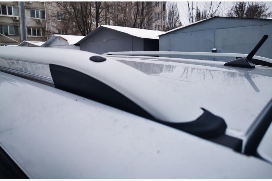Toyota Rav 4 2006-2013 Barres de toit Skyport (argent) Empattement Court Photo 5
