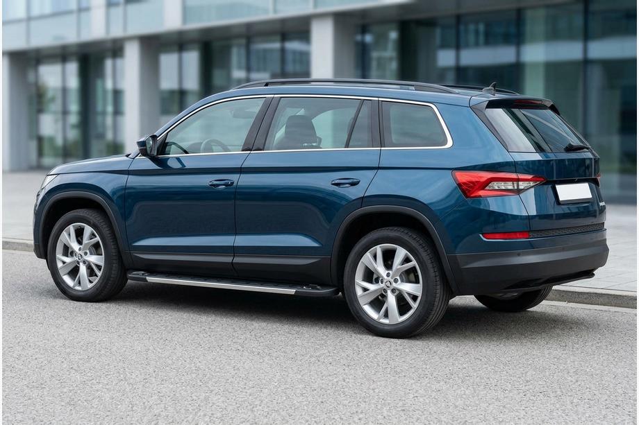 Skoda Kodiaq 2016-2023 Marchepieds Latéraux RedLine V1 (2 pcs, Aluminium) Image