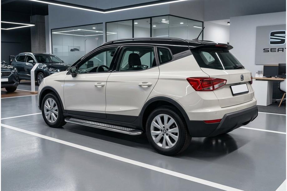 Seat Arona 2017- Marchepieds Latéraux Maydos V2 (2 pcs, Aluminium & Inox) Image