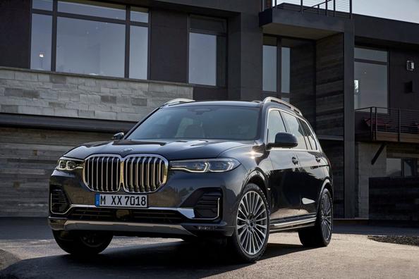 Phare crossover BMW X7