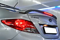 Hyundai Accent 2011-2017 Aileron Niken V2 (apprêté pour peinture) photo 2