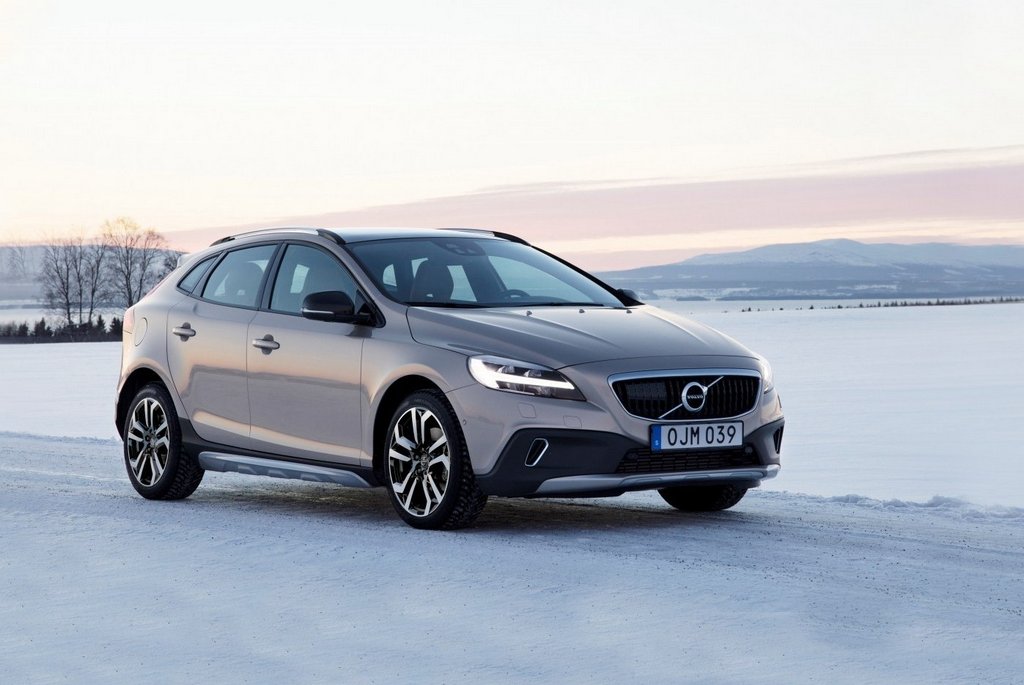 Présentation hors de la version à hayon de la Volvo V40 Cross Country