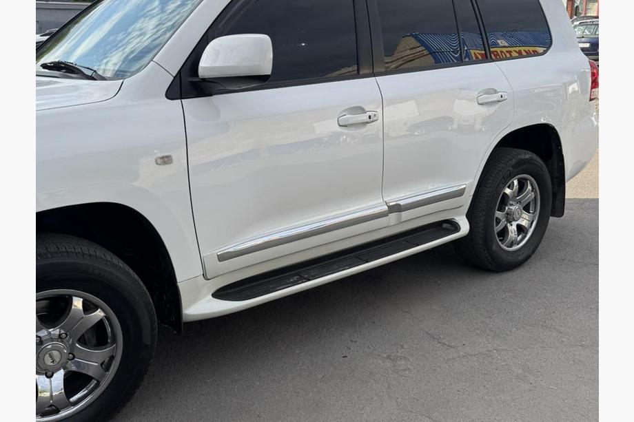 Toyota Land Cruiser 200 2007-2021 Marchepieds Latéraux (2015-2021) Blanc Photo 7