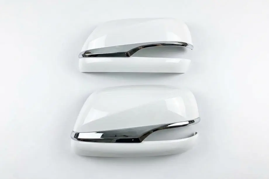 Toyota Land Cruiser 200 2007-2021 Coques de rétroviseurs (sans clignotant, style 2016) Image