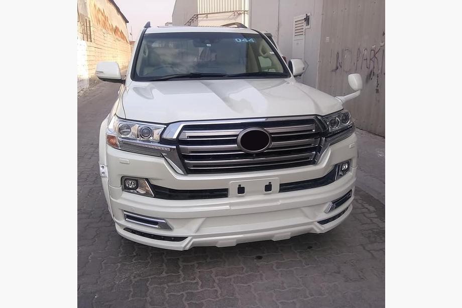 Toyota Land Cruiser 200 2007-2021 Kit carrosserie 2016-2021 (Wald) Photo 30