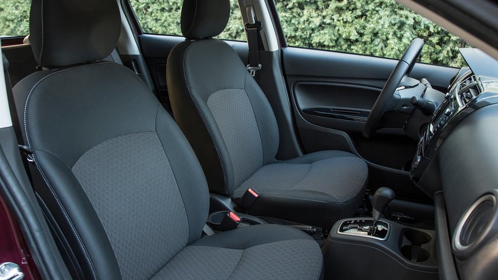 Budget berline Mitsubishi Mirage
