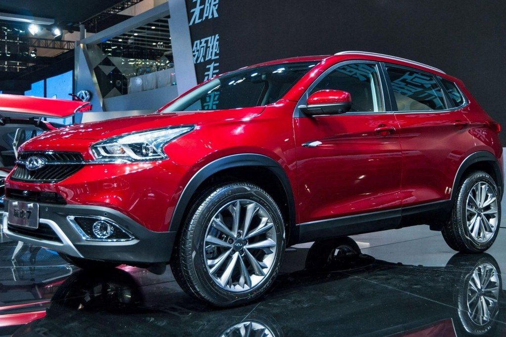 Chery Tiggo 7: phare crossover fabricant chinois