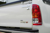 Toyota Hilux 2006-2015 Caches Feux Arriere Chrome 2004-2008 (2 pcs, plastique) photo 1