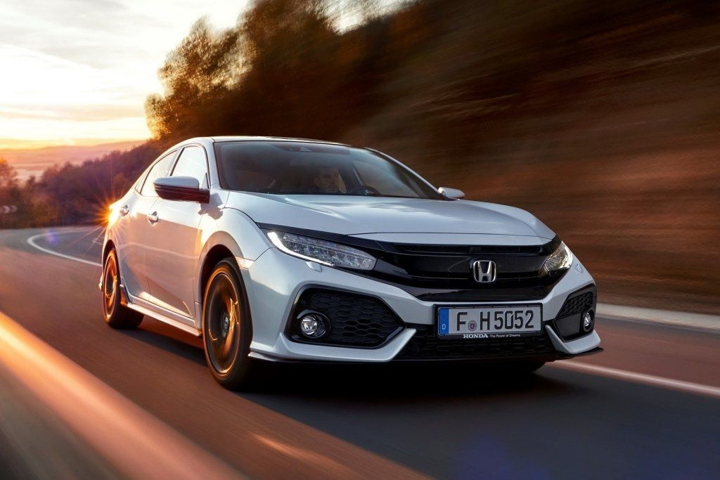 Cinq portes à hayon de la dixième génération de la Honda Civic 5D