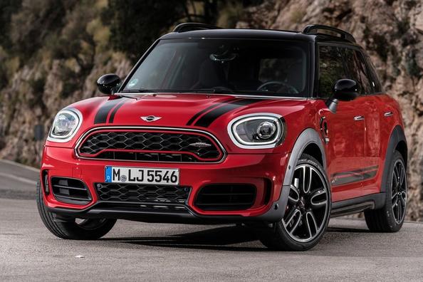 Présentation crossover compact MINI Countryman JCW