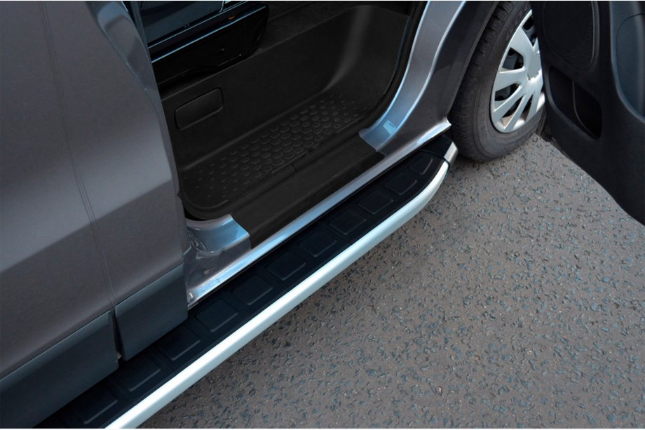 Peugeot Bipper 2008-2017 Marchepieds latéraux Fullmond (2 pcs, aluminium) Image