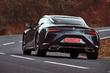 Présentation d’un coupé sport Lexus LC 500 photo 1