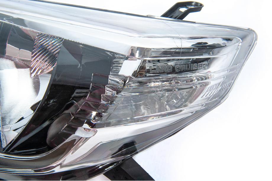 Toyota Land Cruiser Prado 150 2009-2023 Phares avant LED (2013-2017, 2 pcs) avec adaptation AFR Photo 18