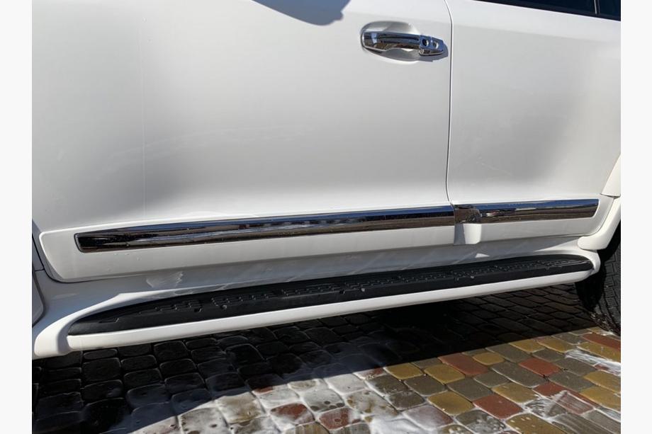 Toyota Land Cruiser 200 2007-2021 Kit de Baguettes de Porte (2008-2016) Blanc (BKT) Image