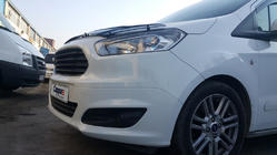 Ford Courier 2014-2023 Déflecteur de capot EuroCap photo 9