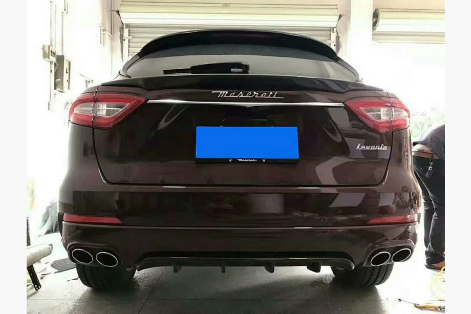 Maserati Levante 2016- Kit carrosserie Larty (Carbone véritable) Photo 2
