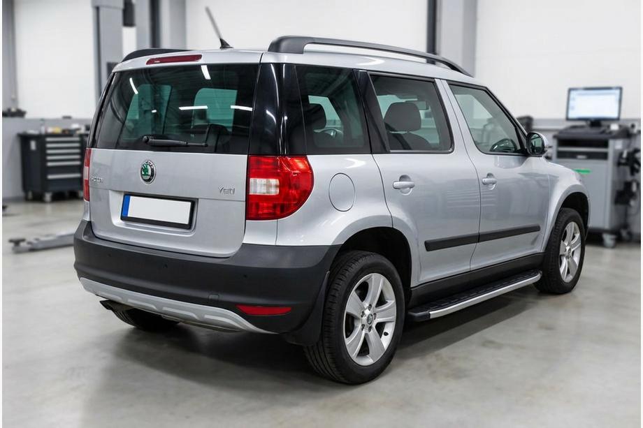 Skoda Yeti 2009-2017 Marchepieds latéraux Fullmond (2 pcs, aluminium) Image