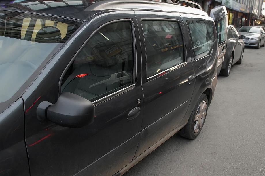 Dacia Logan MCV 2004-2014 Encadrement Exterieur de Vitres Acier Inoxydable (4 pcs) Photo 3