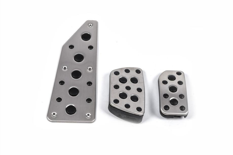 Lexus LX570/450d 2008-2022 Couvre-pédales (2012-2022, kit) Photo 3