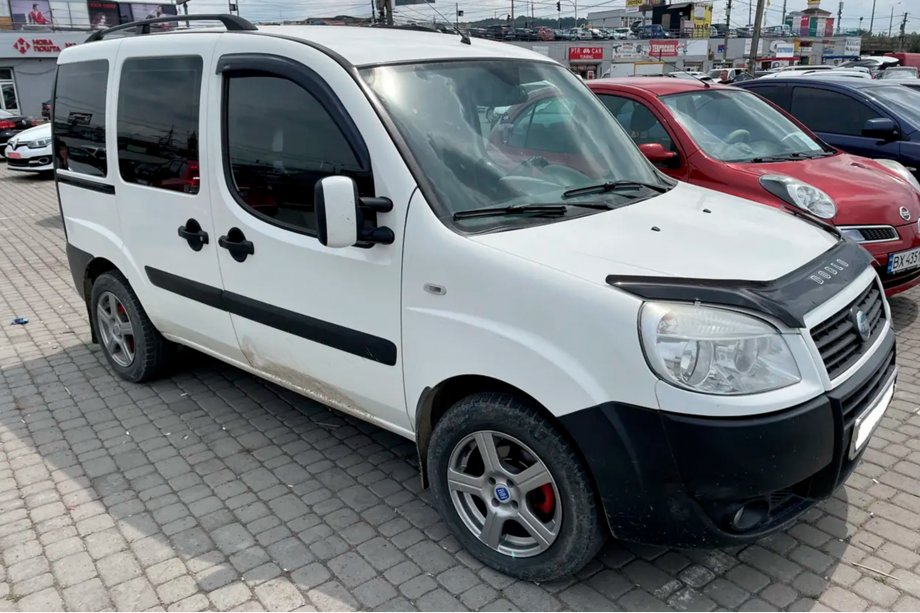 Fiat Doblo I 2001-2005 Déflecteurs de Fenêtre (2 pcs, HIC) Image
